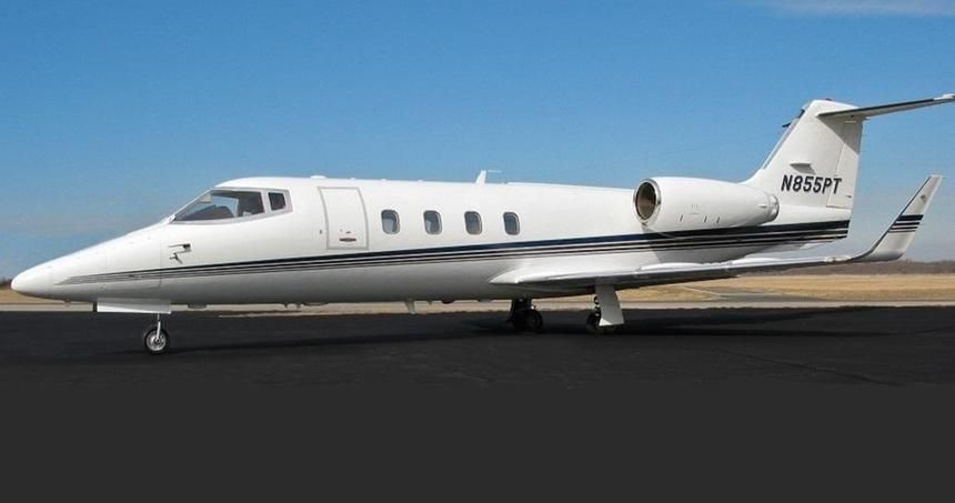 Learjet 55