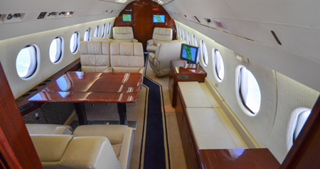 Falcon 900B