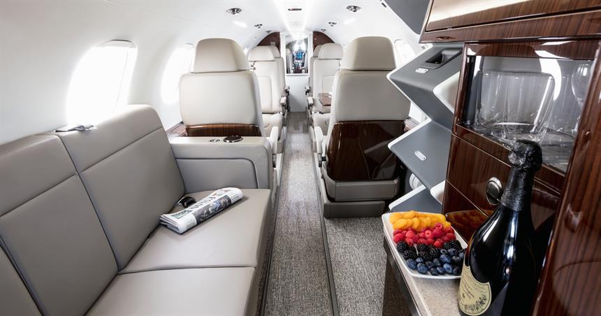 Phenom 300