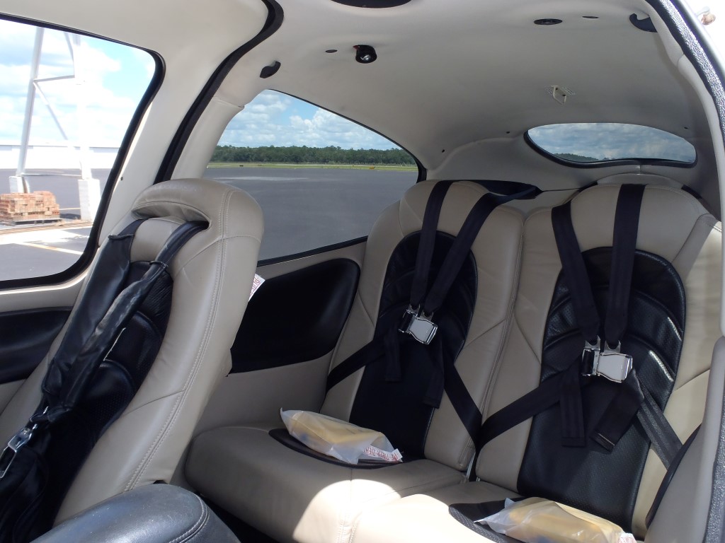 Cirrus SR22