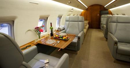 Challenger 604