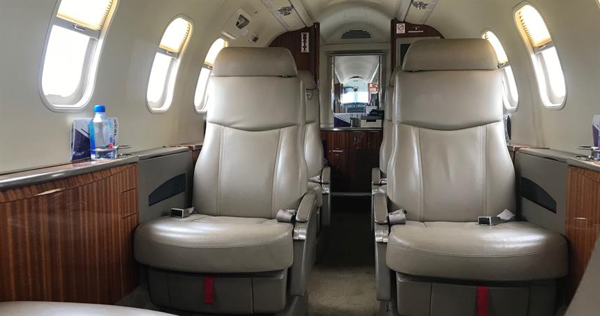 Learjet 40