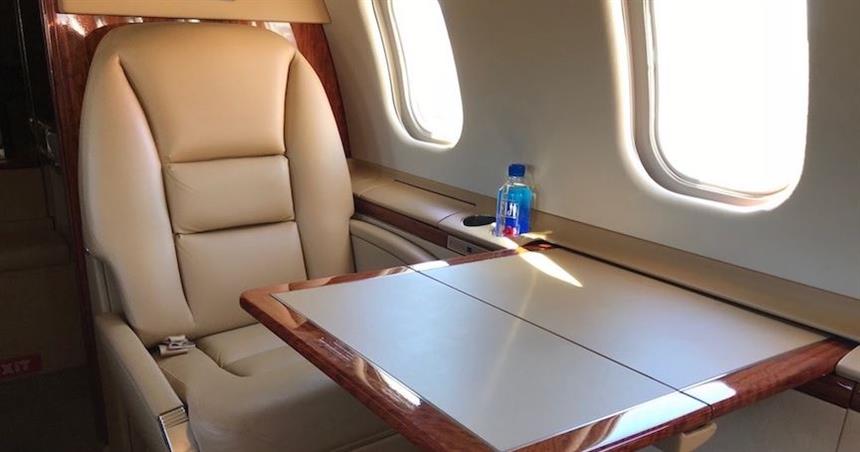 Learjet 60