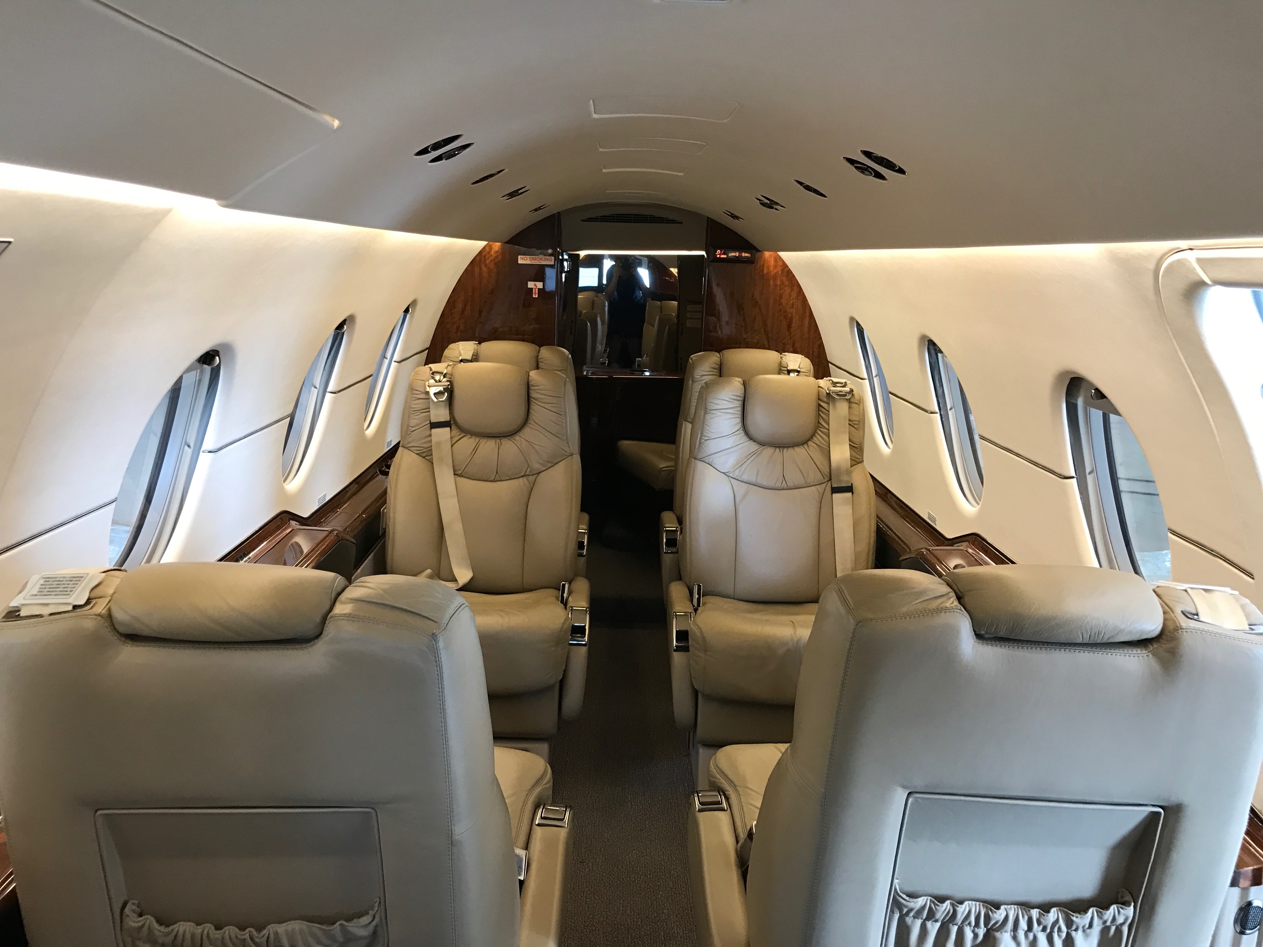 Hawker 400XP