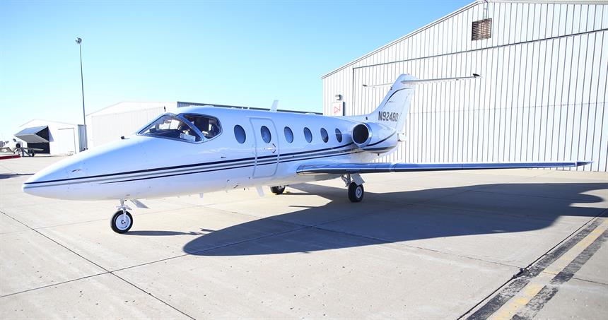 Hawker 400XP