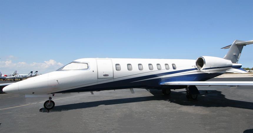 Learjet 40