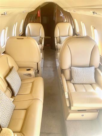 Learjet 60