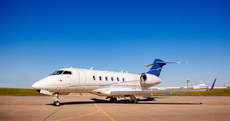 Challenger 300