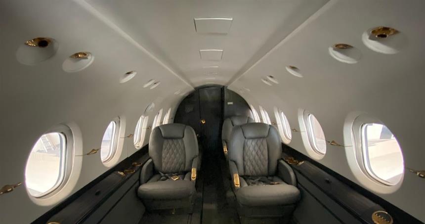 hawker 800XP