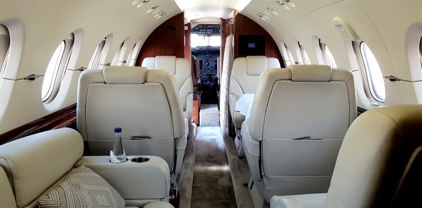 Hawker 900XP