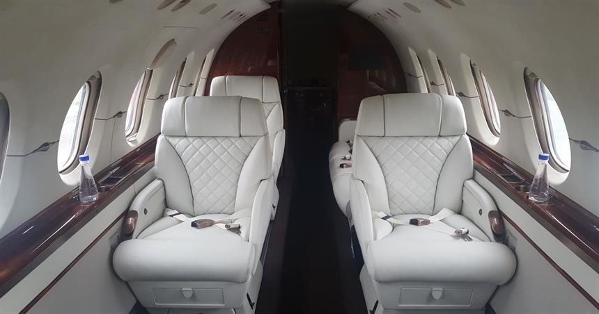 Hawker 900XP