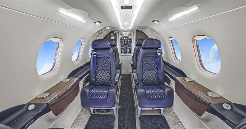 Phenom 300