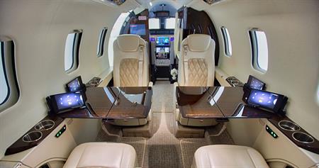 Learjet 75
