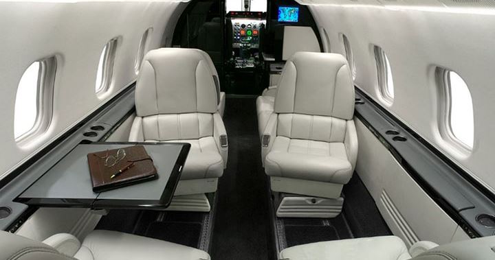 Learjet 60
