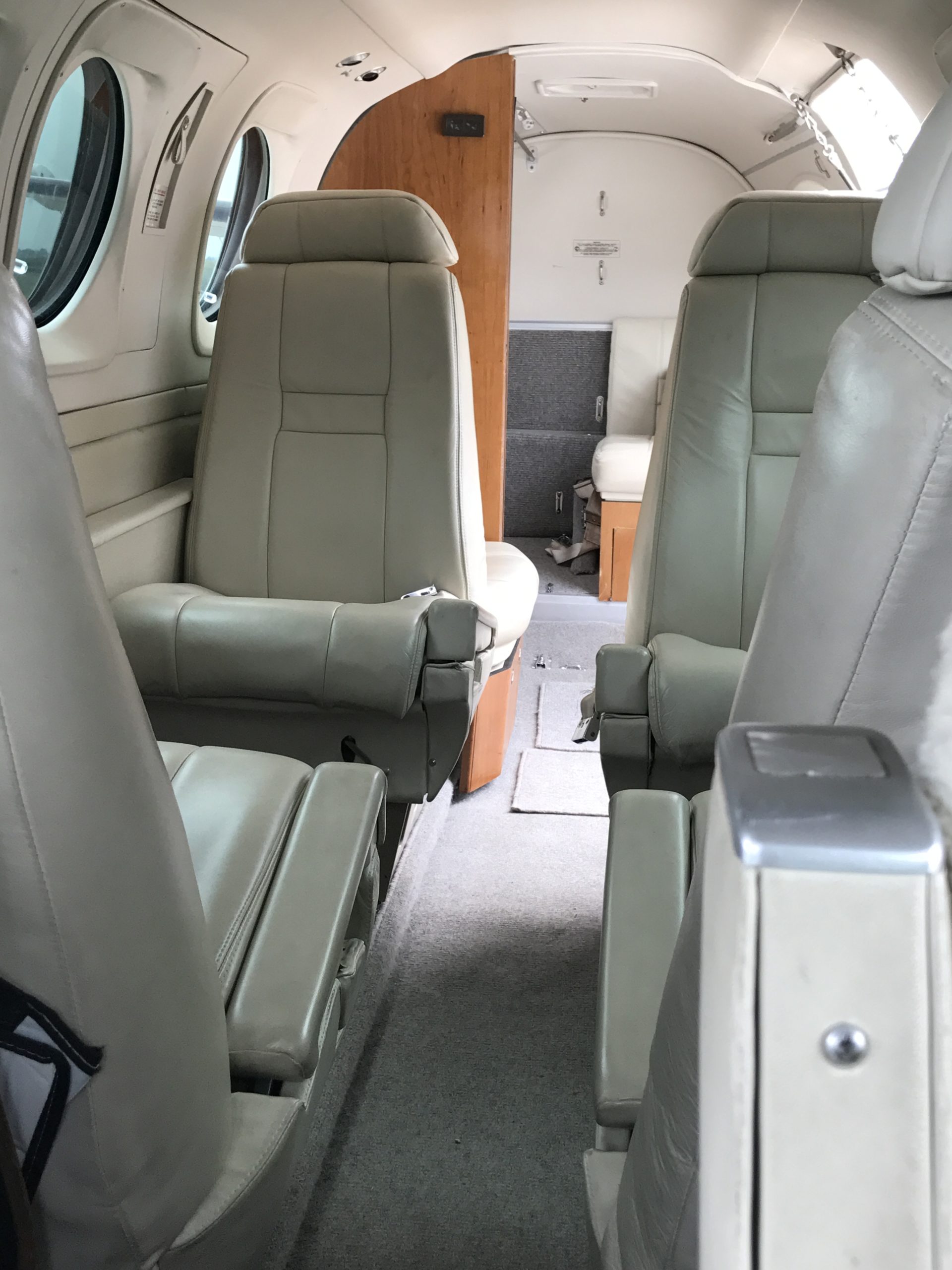 King Air C90