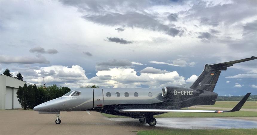 Phenom 300