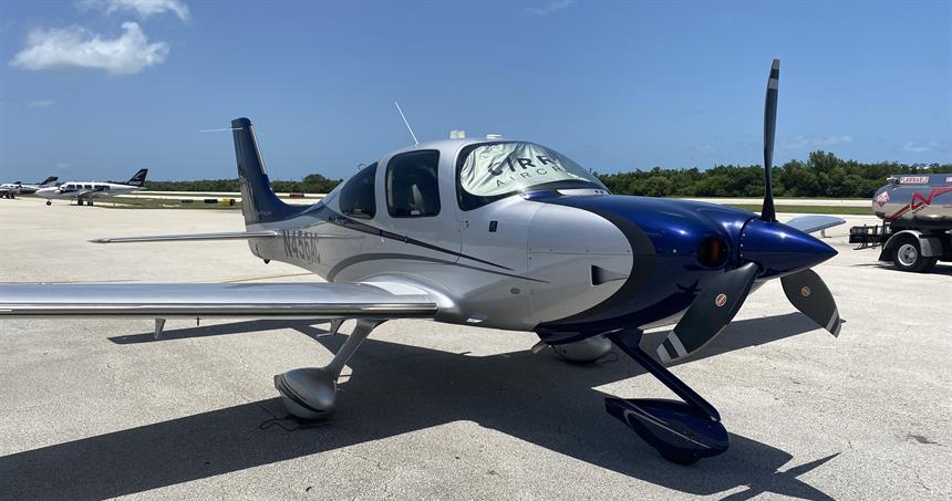 Cirrus SR 22