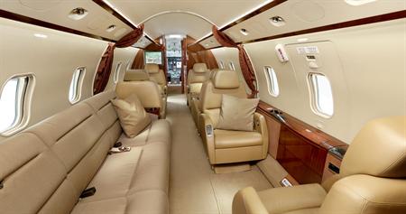 Challenger 300