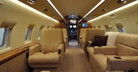 Challenger 604