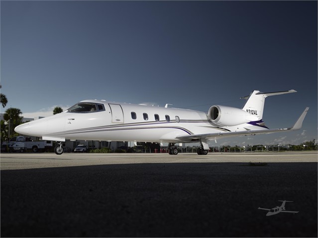 Learjet 60