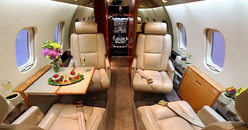 Learjet 55