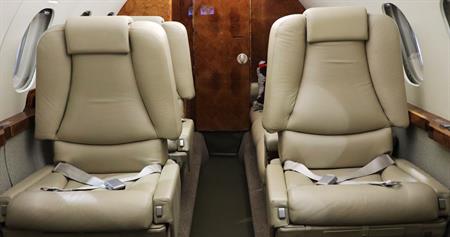 Hawker 700 A