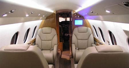 Hawker 700A