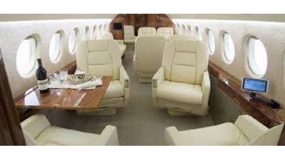 Falcon 900B