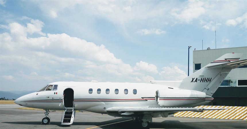 Hawker 800XP