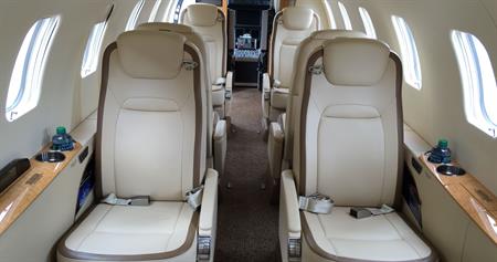 Learjet 75