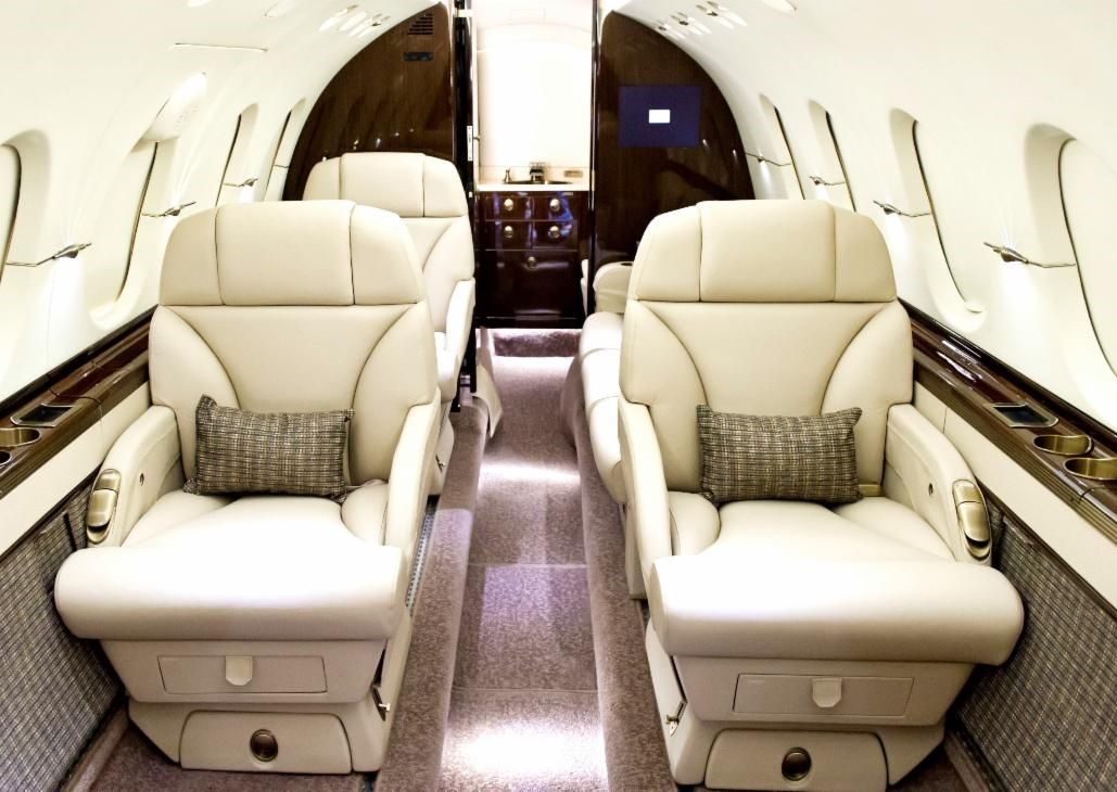 Hawker 900XP