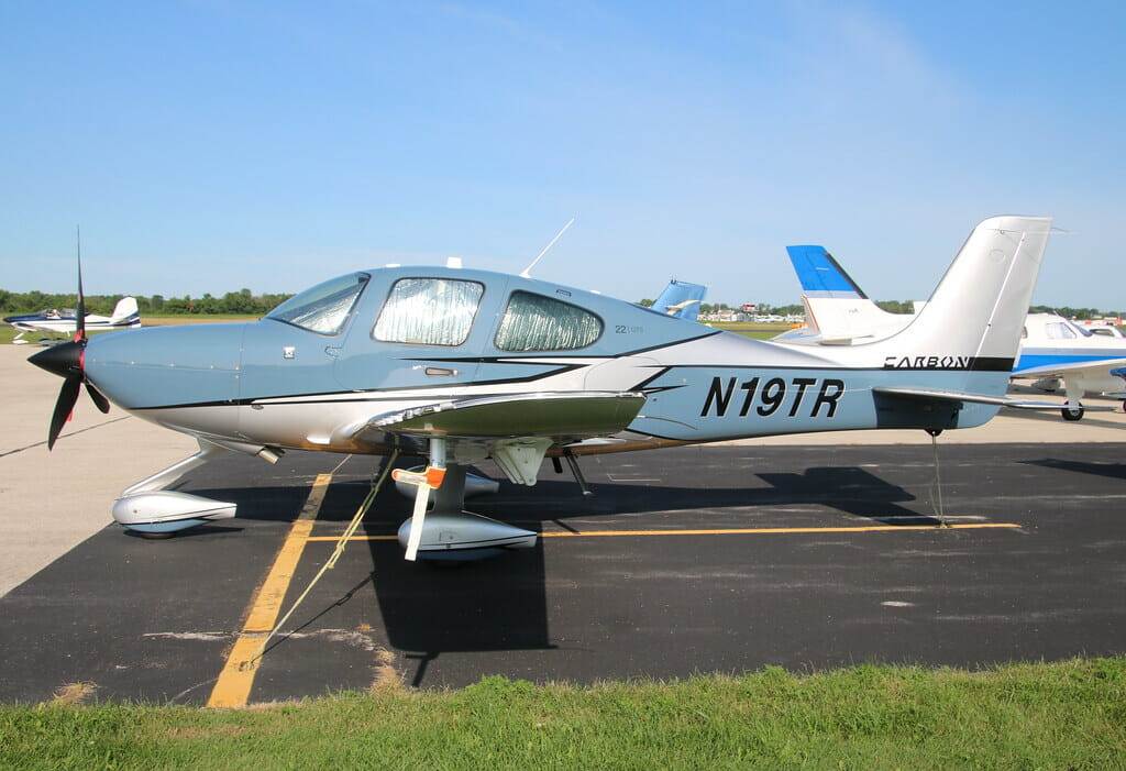 Cirrus SR 22