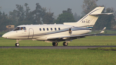 HAWKER 850