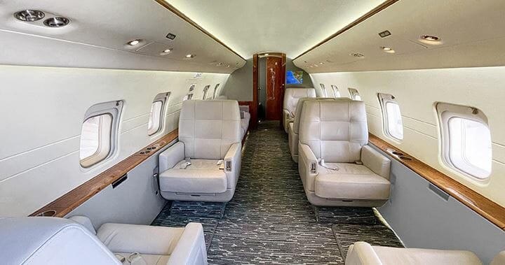 Challenger 604