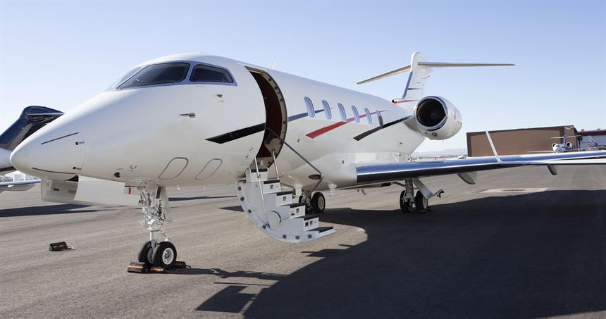 Challenger 300