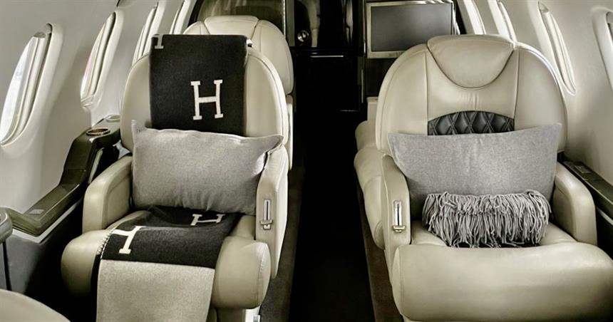 Hawker 800B