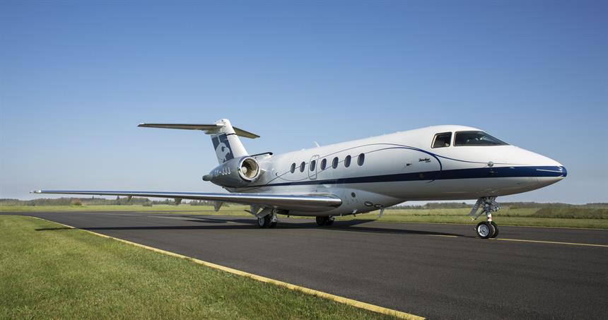 Hawker 4000