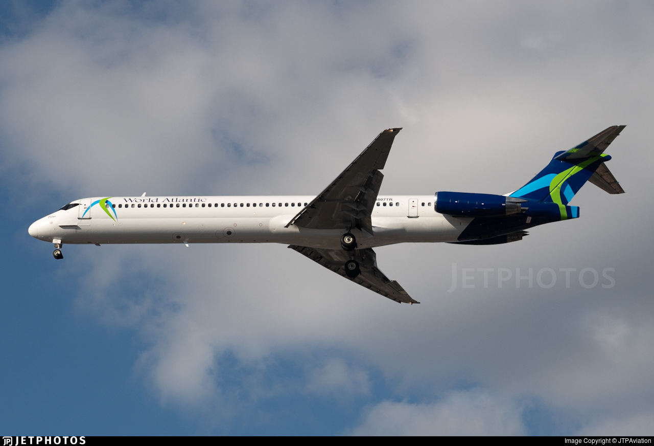 DC-9
