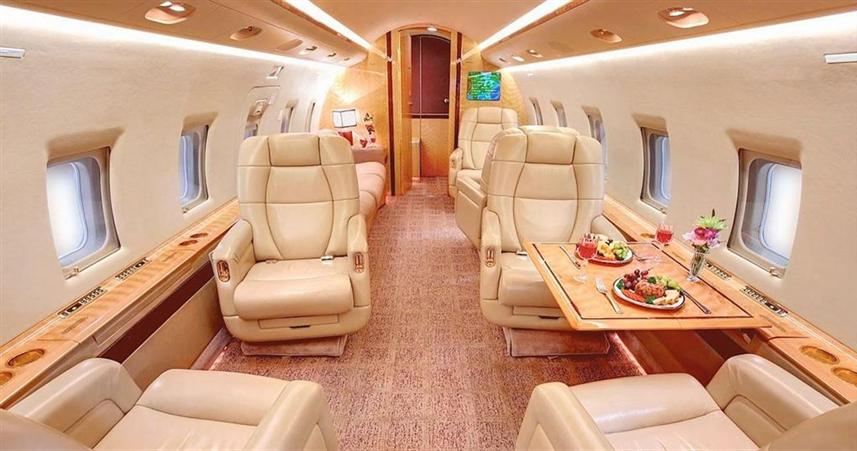 Challenger 604