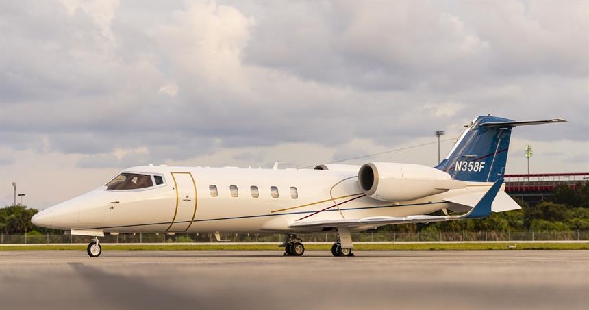 Learjet 60