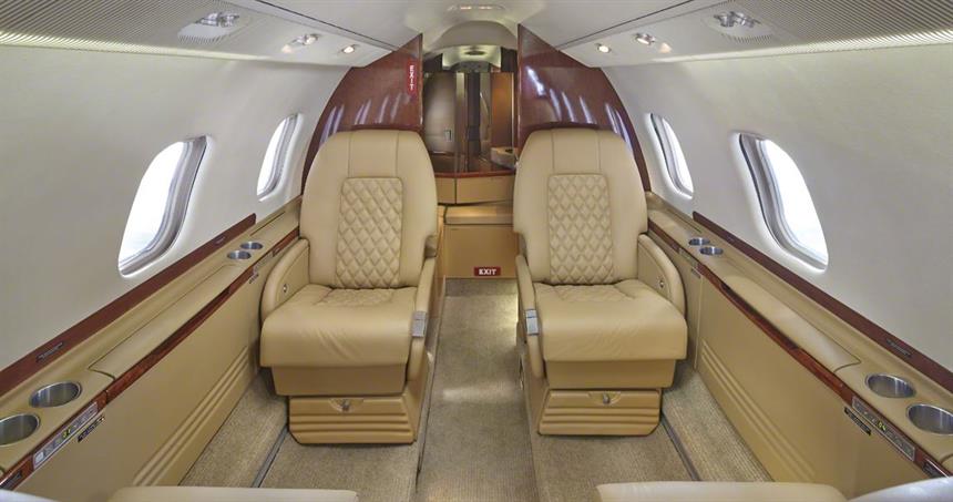 Learjet 60