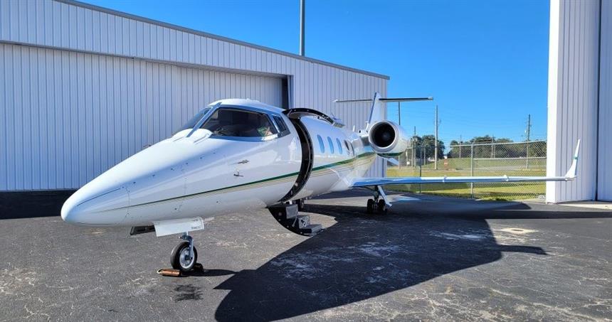 Learjet 60