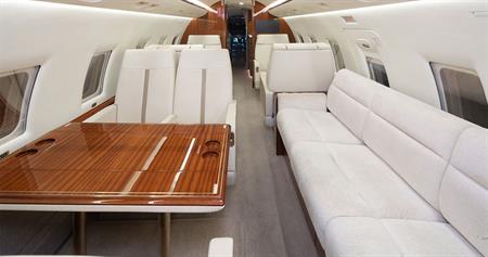 Challenger 604