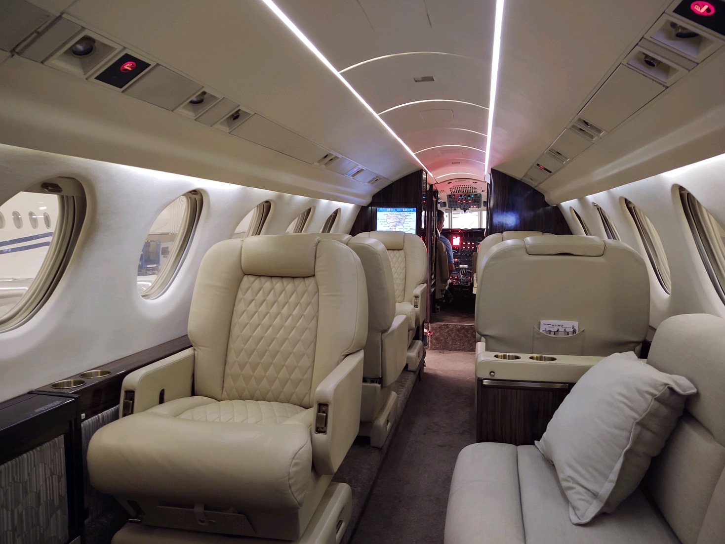 Falcon 50