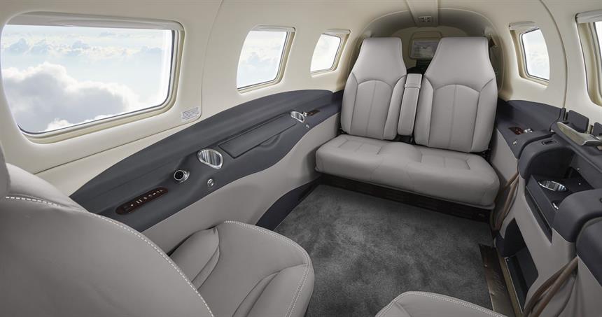 Piper M600