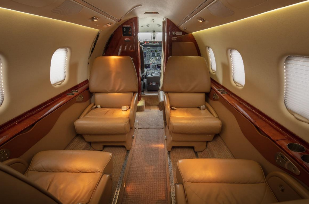 Learjet 60