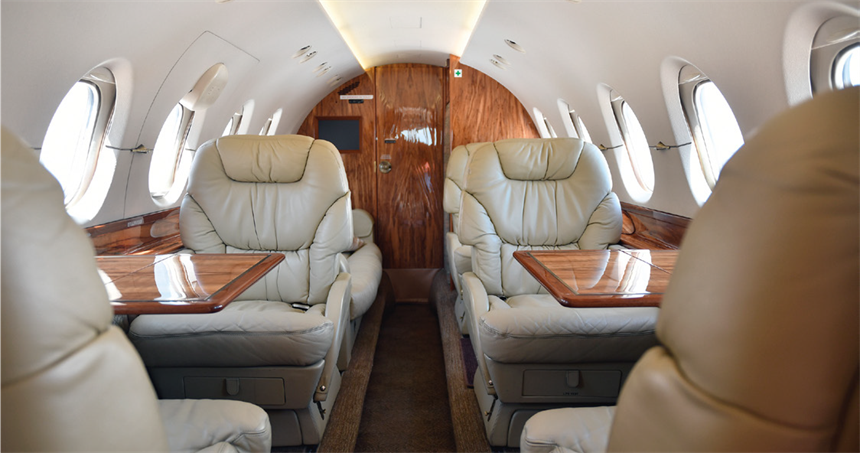 Hawker 800XP