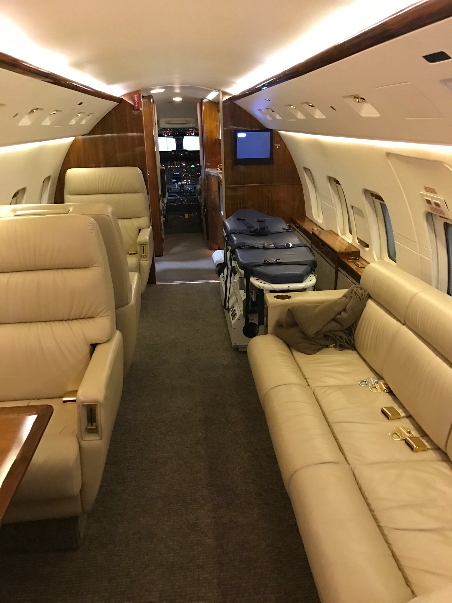 Challenger 601