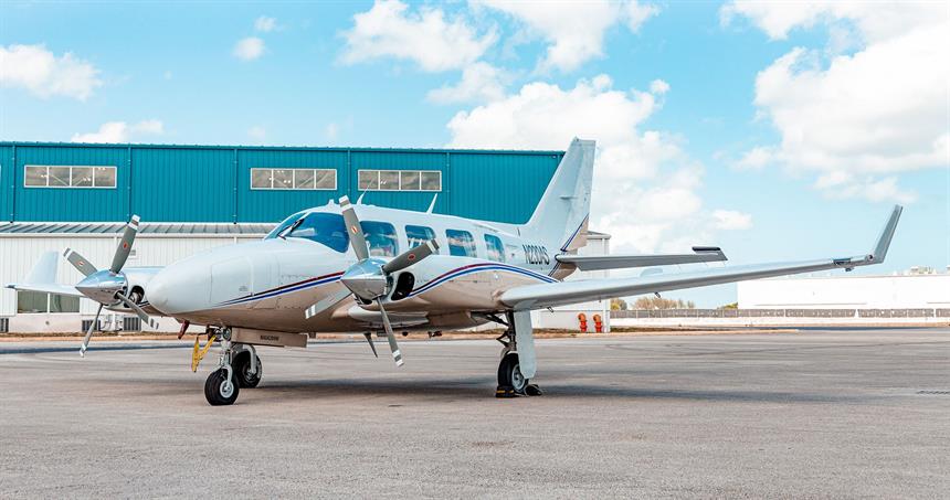 Piper Navajo CR