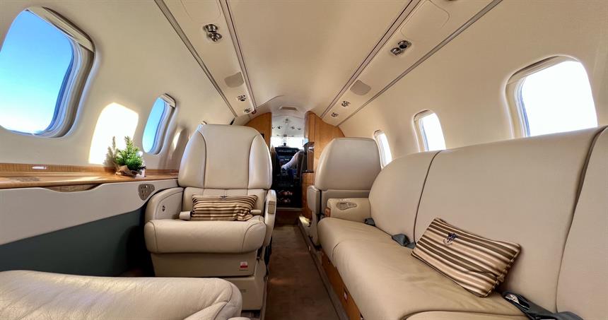 Learjet 60